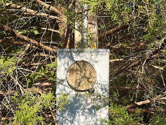 5th image of 348 Crimson Ln