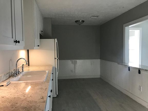 Kitchen/breakfat