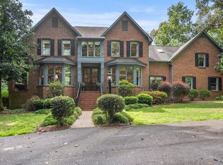108 Oak Creek Ln, Greenville, SC 29615