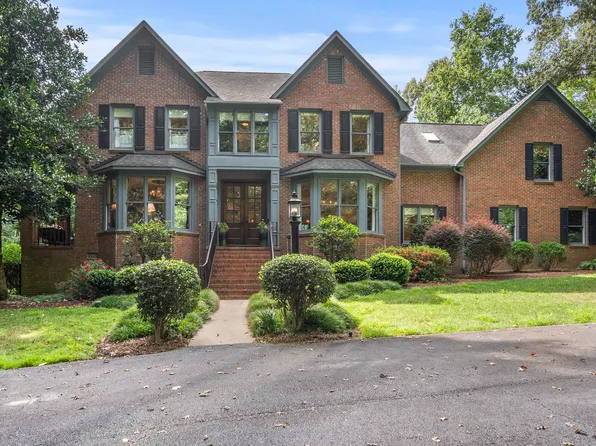 108 Oak Creek Ln, Greenville, SC 29615