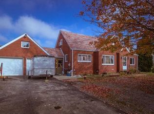 340 Edgewood Rd, Beaver Falls, PA 15010