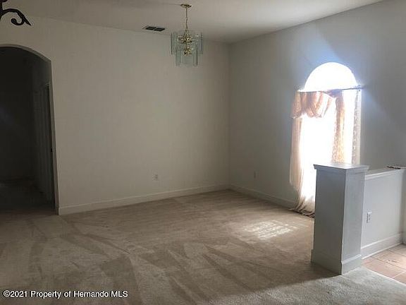 4th image of 5525 Thorngrove Way