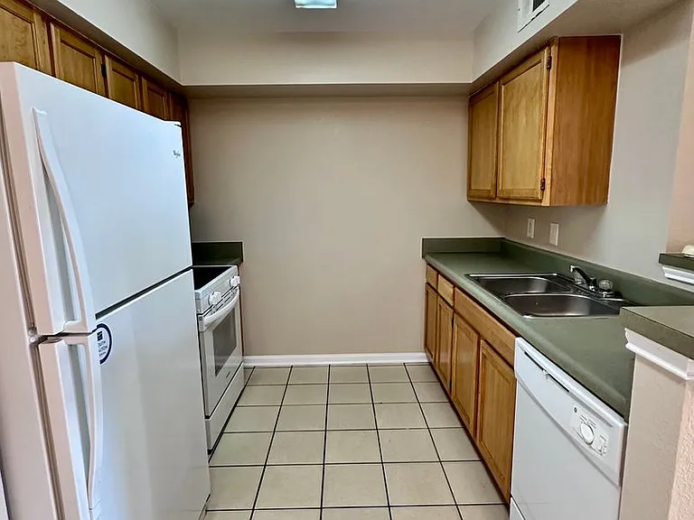 4010 Dancing Cloud Ct #387 — Photo 3