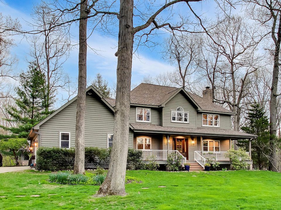 1st image of 50204 Hicks Ave