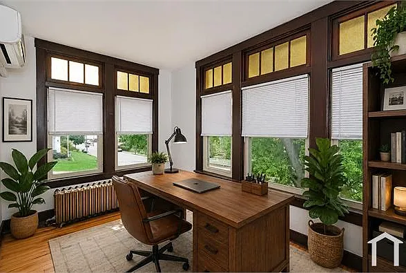3 bed, 1000 sqft, $1,850 — Photo 2
