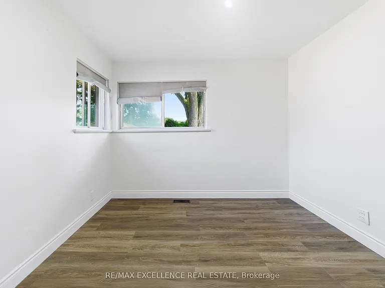 1814 Whitehall Dr — Photo 18