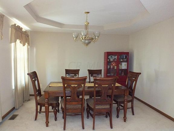 3rd image of 5737 Rarey Ave E