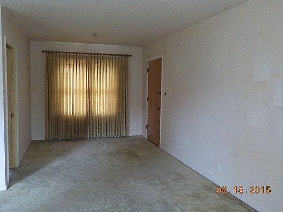 2nd image of 9659 S Sacramento Ave
