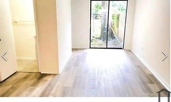 2 bed, 1000 sqft, $1,200 — Photo 2