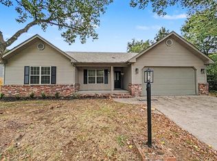 11 Ettington Dr, Bella Vista, AR 72714