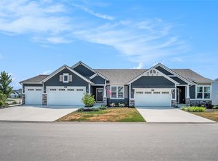 2140 Perennial Dr, Hudsonville, MI 49426