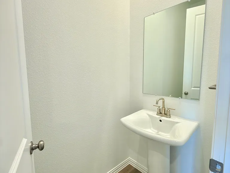 1175 Doris May Dr — Photo 9