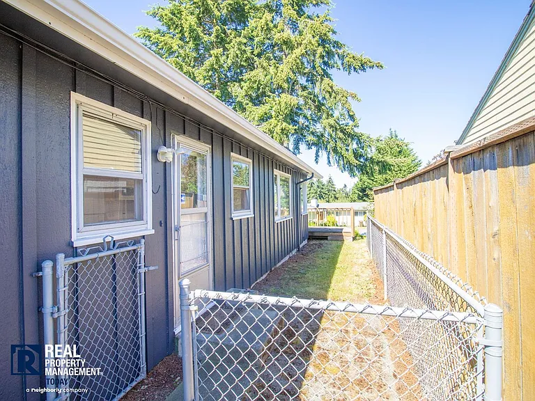 2301 N Winnifred St — Photo 27