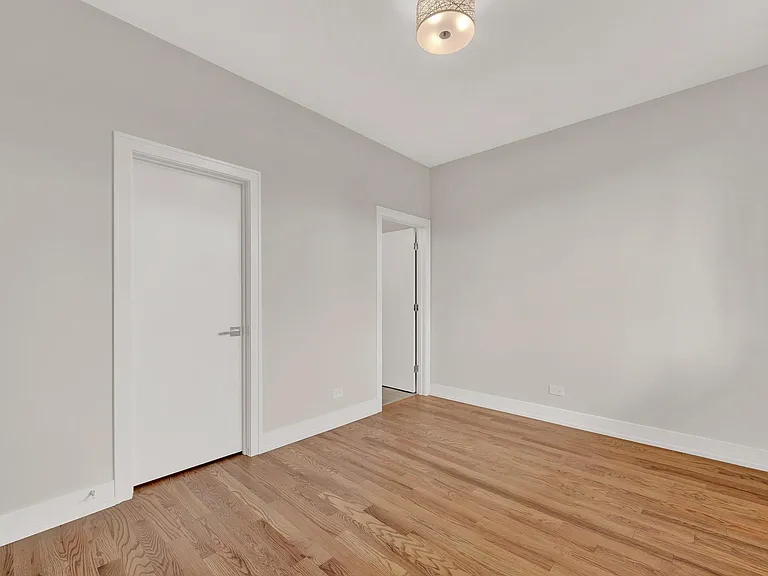 4611 S Saint Lawrence Ave #2 — Photo 14