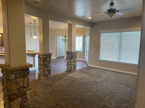 5th image of 456 N 2300 West Cir