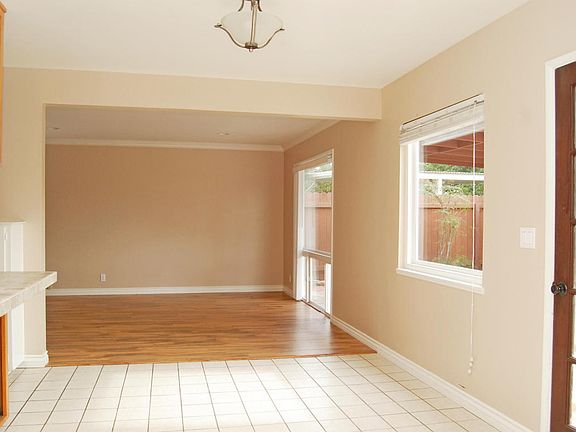 4th image of 2511 Borton Dr