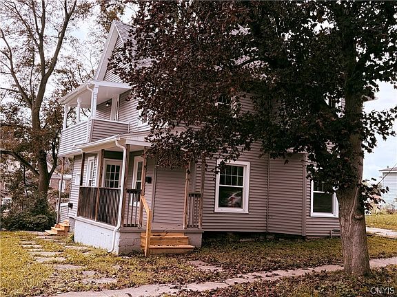 2nd image of 20 Barber St