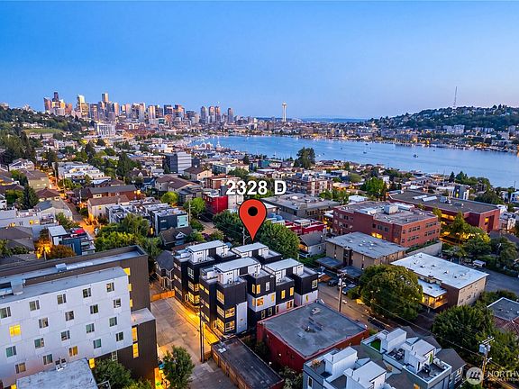 3rd image of 2328 D Franklin Avenue E