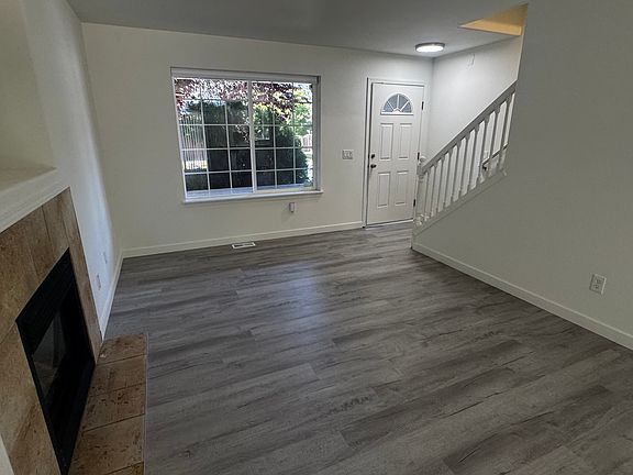 4th image of 21711 65th Avenue Ct E