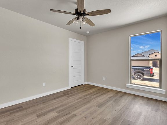 5th image of 10354 N Crosstimber St