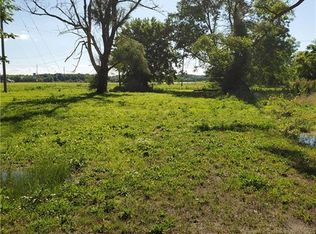 1958 Jones St, Levasy, MO 64066