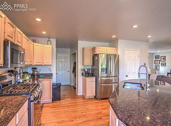 5th image of 6710 Montarbor Dr