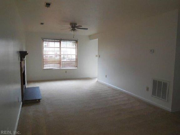 5th image of 229 Anne Dr