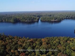 3 Stone Gate Ln, Bracebridge, ON P1L 1X1