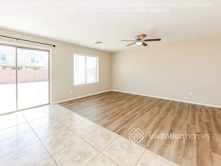 13029 W Lisbon Ln — Photo 4