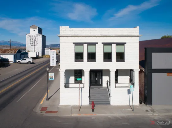 130 N F St, Livingston, MT 59047