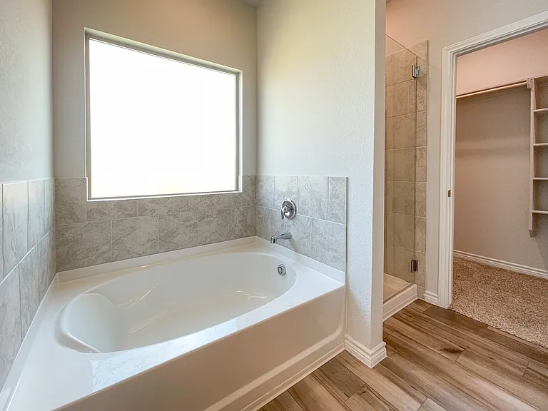 5700 Foggy Lagoon Dr — Photo 8