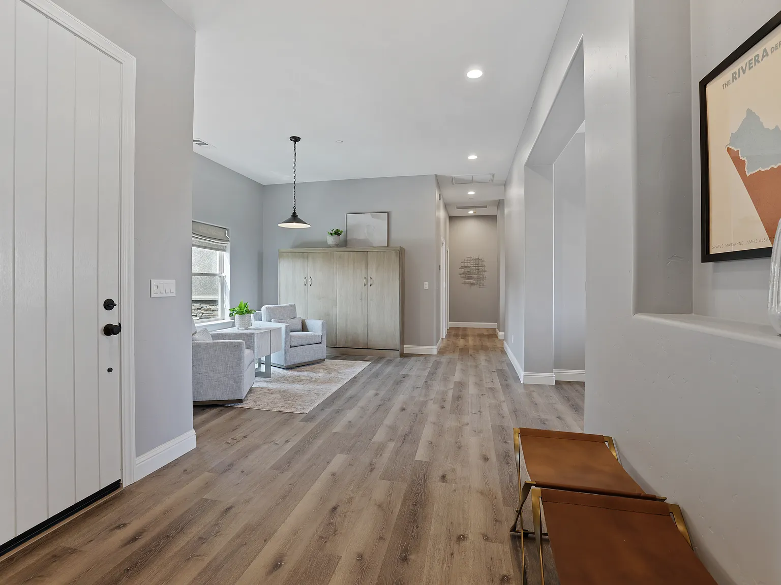 3 bed, 2.5 bath, 2450 sqft, $3,500 — Photo 2