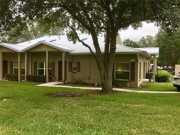 2nd image of 7411 NW 44th Ln