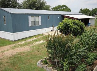 1085 Harrison Rd, Sealy, TX 77474