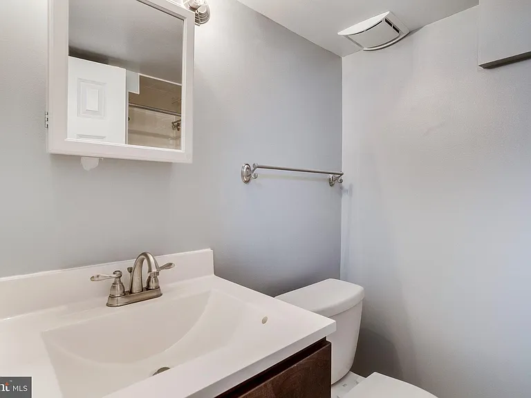 606 Q St NW — Photo 47