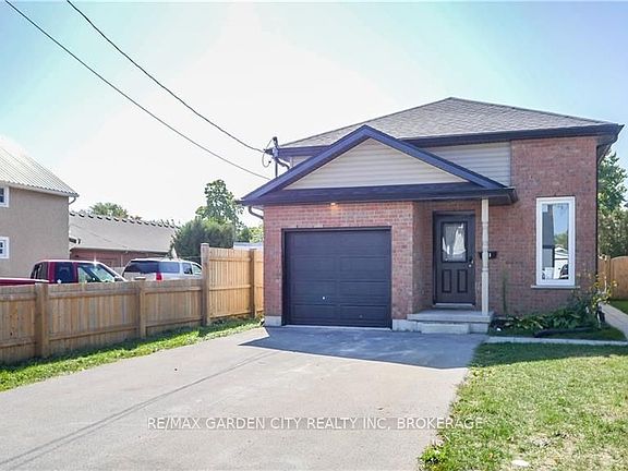 2nd image of 113 Thorold Rd