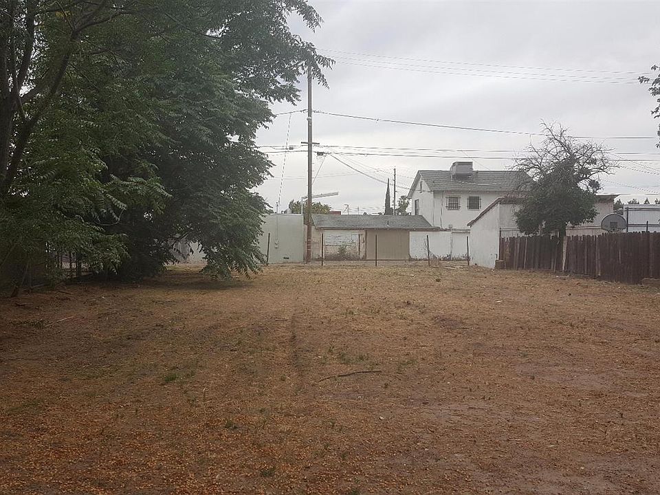 1st image of 131 N Effie St