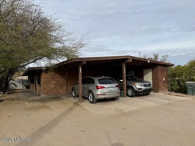 1655 N Mountain View Ave — Photo 10