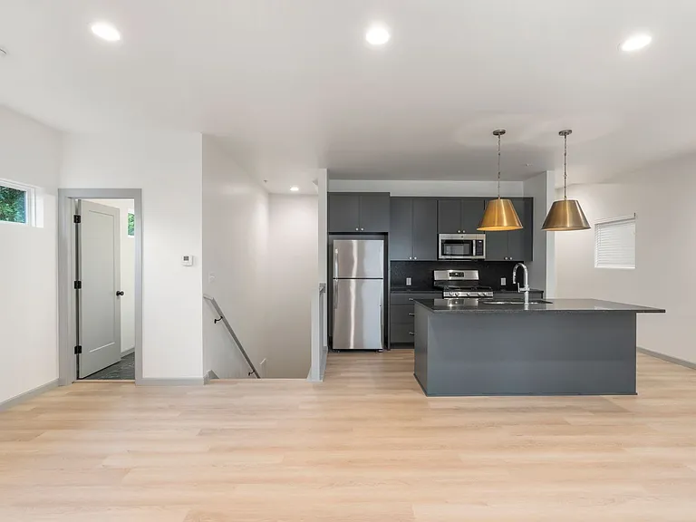 Quaker Condos - $300 Off Immediate Move-Ins! — Photo 76