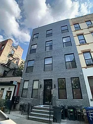 Rented by Tapiro Realty