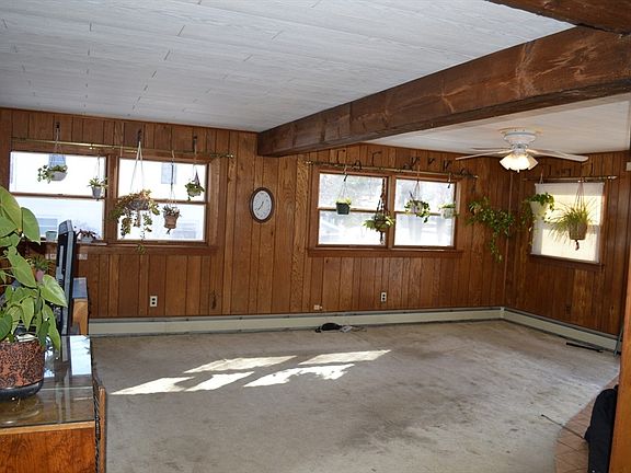 3rd image of 51 Woodland Dr