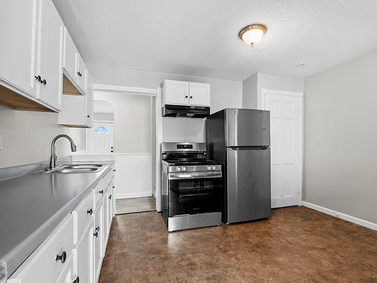 20612 Mountville Dr — Photo 5