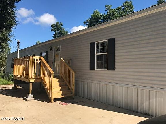 3rd image of 1009 Ashley Ln