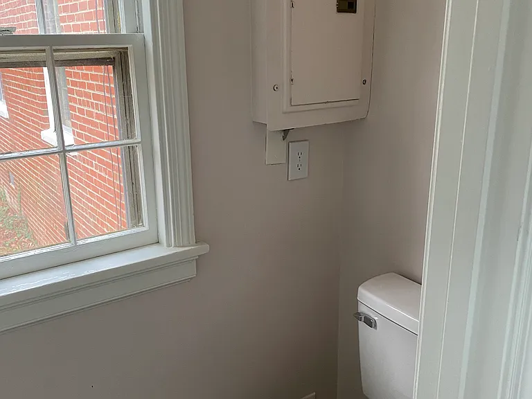1210 Starling Cir — Photo 8