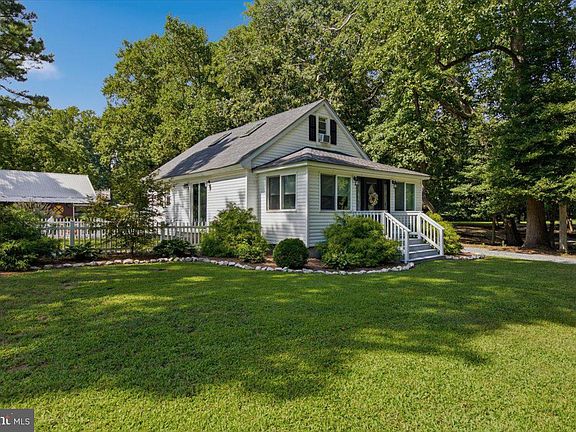 4th image of 5318 River Dr