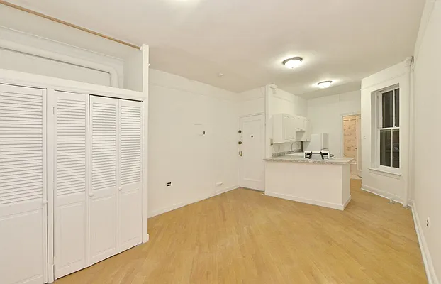 Rented by Cooper & Cooper Real Estate | media 11