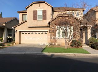 4086 W Peach Tree Ln, Fresno, CA 93722