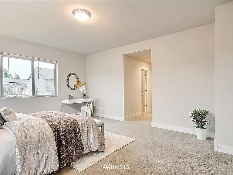 5113 NE 11th Pl — Photo 24