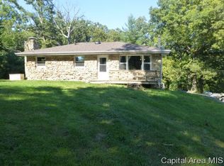13186 Wolf Ln, Petersburg, IL 62675
