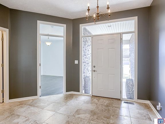 2nd image of 6356 Ashbrook Dr